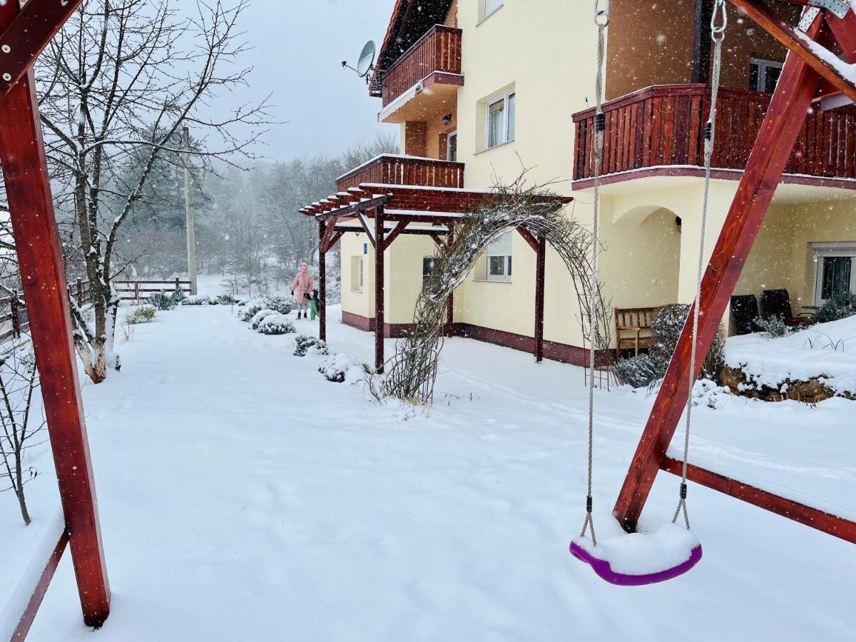 Apartman Korina Otočac Eksteriør billede
